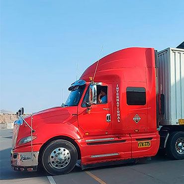 camion international rojo 30 toneladas